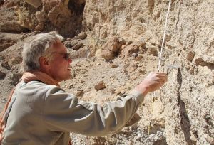 Research and expeditions in northern Chad, geological research, Stefan Kröpelin, Explore Chad