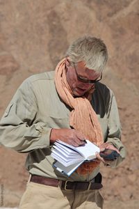 Expedition to Ounianga, Stefan Kröpelin writing his diary, Explore Chad