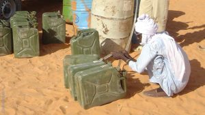Expedition to Ounianga, water containers, Explore Chad